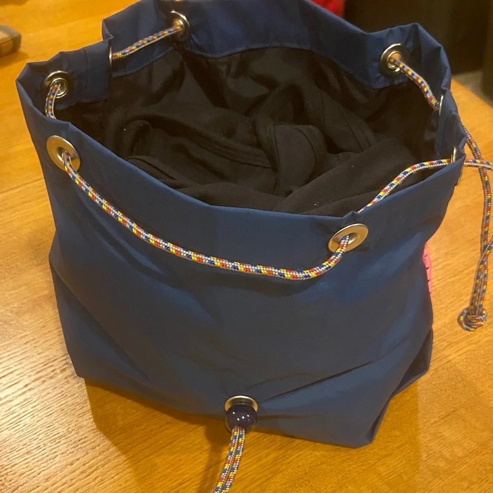 🇯🇵 Travel/Utility Bag - Picture 7 of 8